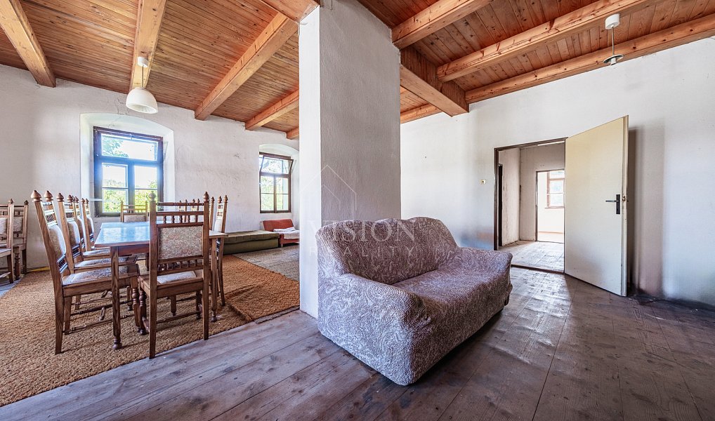 Prodej domu 408 m² s pozemkem 715 m², Vacov – náhled fotky 3
