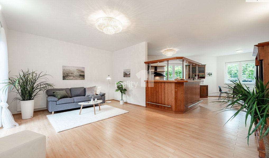 Prodej domu 420 m² s pozemkem 717 m², Praha – náhled fotky 4