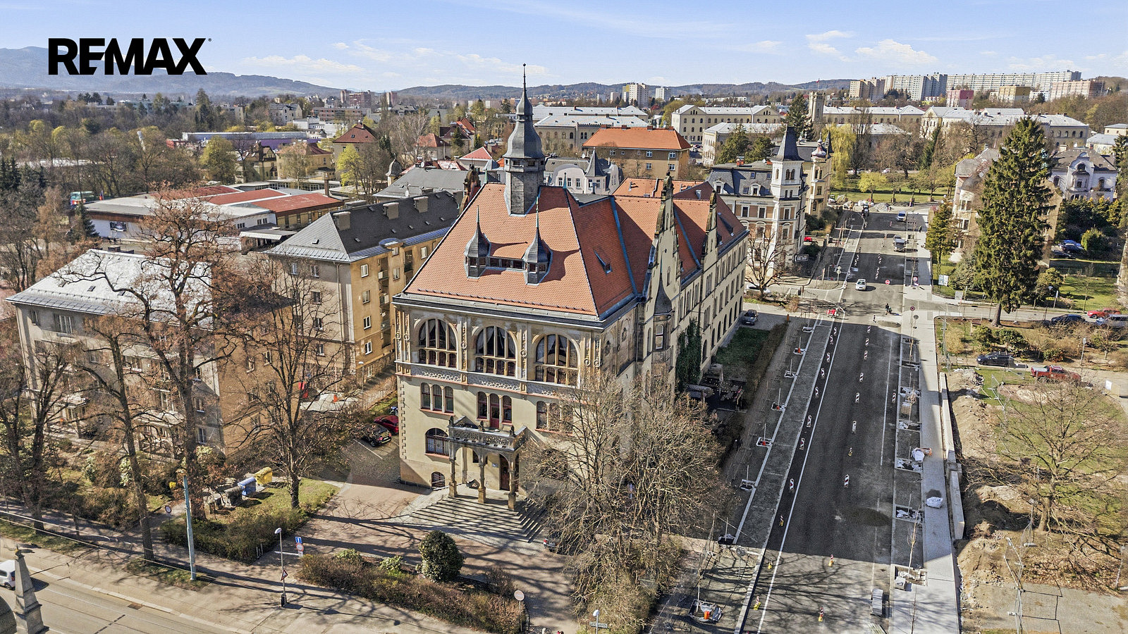 4 rooms, 174.0 m² in Liberec