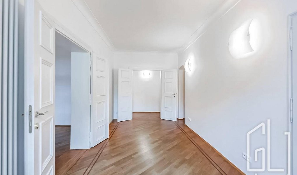 Pronájem bytu 4+1 153 m², Praha – náhled fotky 9