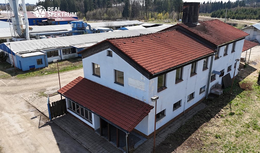 Prodej výrobních prostor 5 000 m², Hladov – náhled fotky 13
