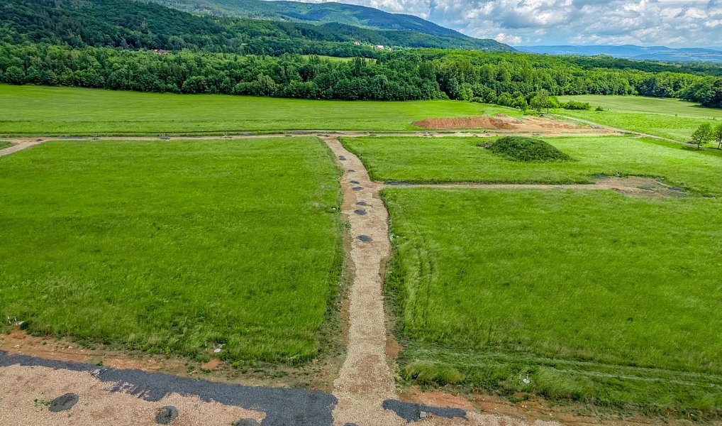 Prodej stavebního pozemku 871 m², Dubí – náhled fotky 17