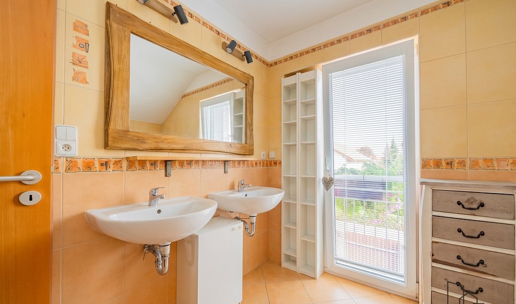 Prodej domu 123 m² s pozemkem 410 m², Bašť – náhled fotky 16