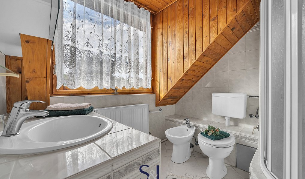 Prodej domu 240 m² s pozemkem 1 732 m², Nový Bor – náhled fotky 44