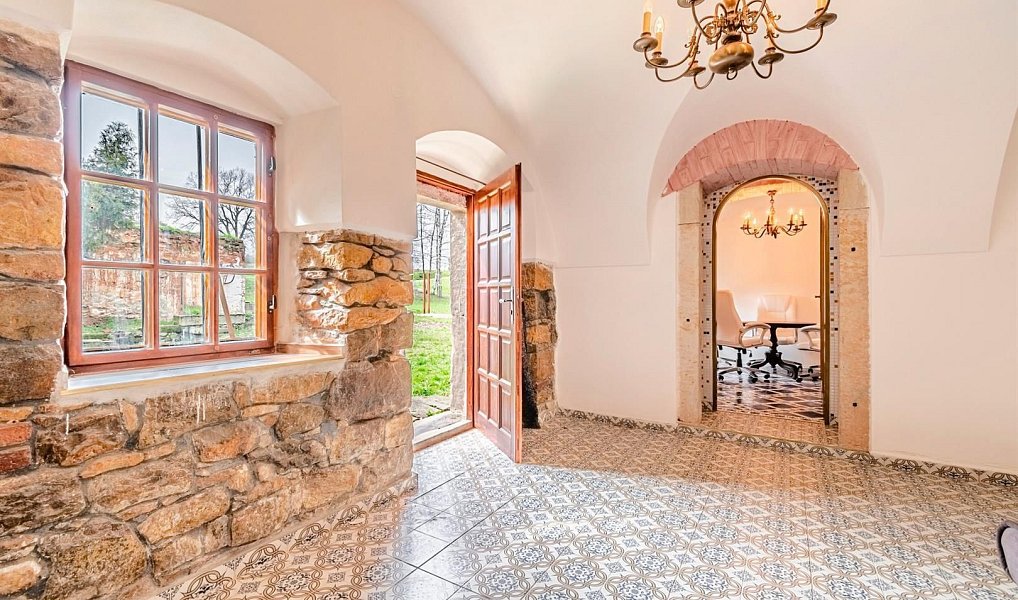 Prodej domu 400 m² s pozemkem 4 364 m², Moravská Třebová – náhled fotky 3