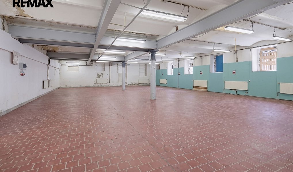 Pronájem výrobních prostor 2 350 m², Aš – náhled fotky 48