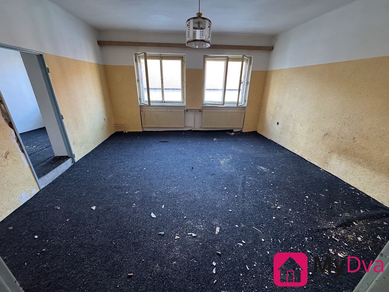 Pronájem domu 200 m² s pozemkem 30 m² – fotografie 2