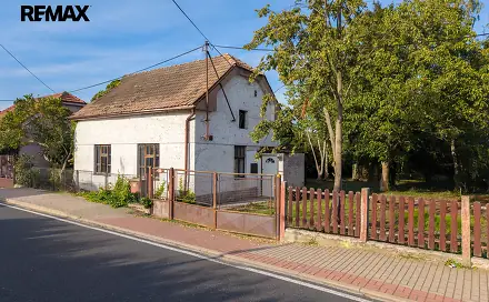 Prodej domu 56 m² s pozemkem 609 m², Krakovany, okres Kolín