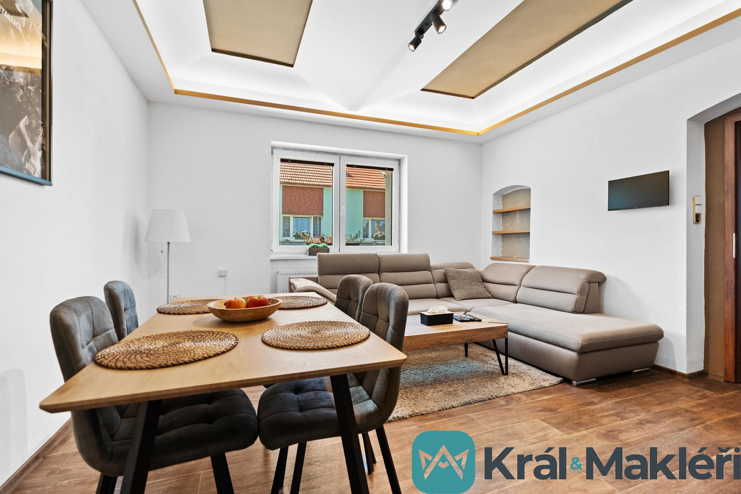 Prodej domu 126 m² s pozemkem 270 m² – fotografie 2