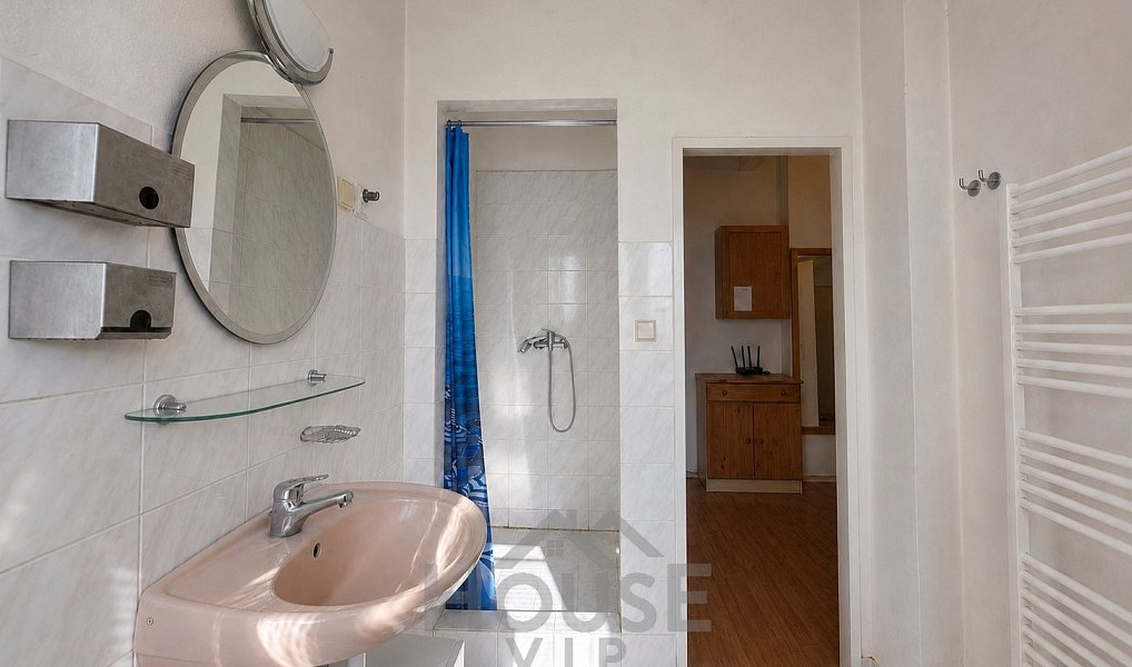 Prodej domu 275 m² s pozemkem 739 m², Praha – náhled fotky 39