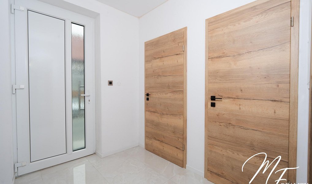Prodej domu 106 m² s pozemkem 278 m², Chrást – náhled fotky 7