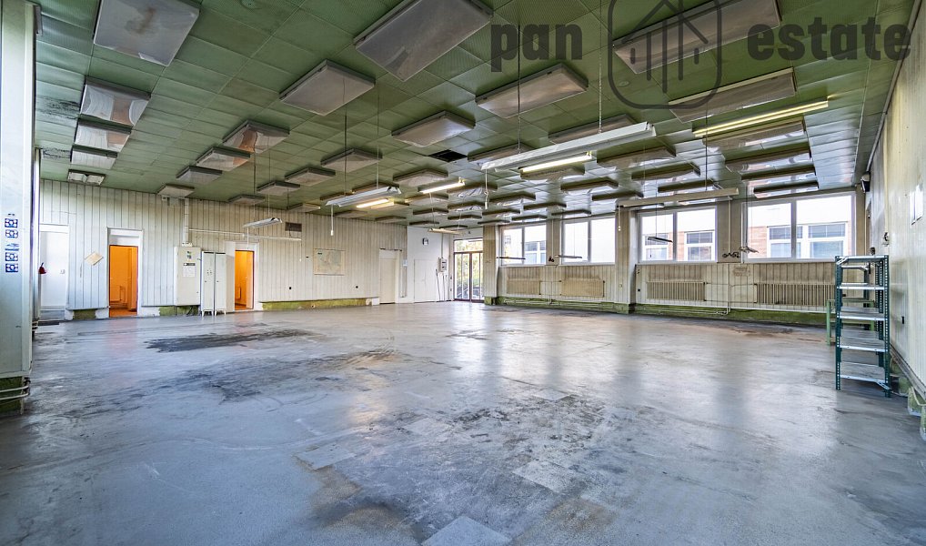 Prodej výrobních prostor 450 m², Zlín – náhled fotky 5