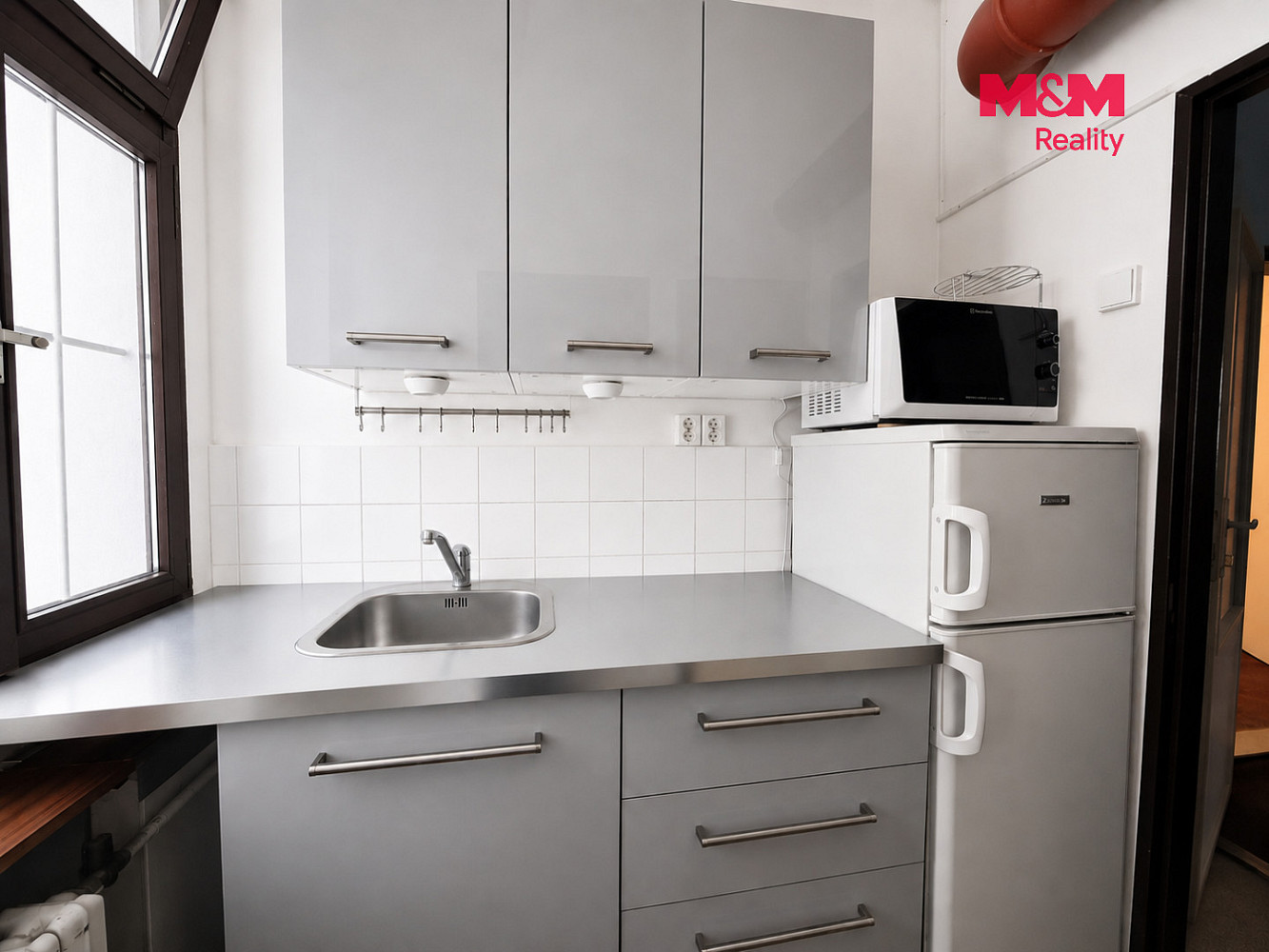 Pronájem kanceláře 63 m² — photo 4