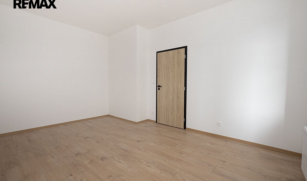 Pronájem bytu 3+kk 78 m², Strakonice – náhled fotky 13