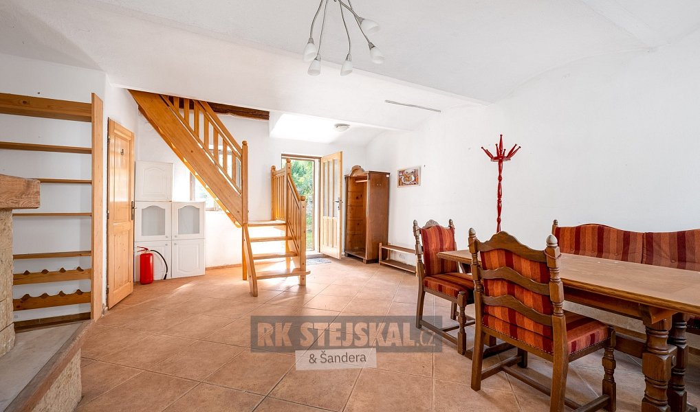 Prodej chaty/chalupy 430 m² s pozemkem 57 892 m², Brloh – náhled fotky 23