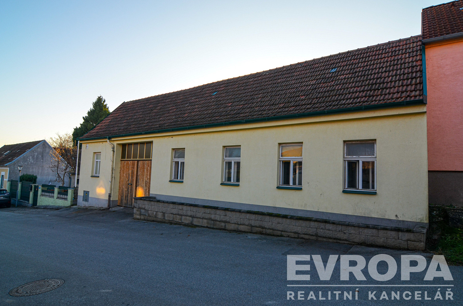 Prodej domu 120 m² s pozemkem 327 m² – fotografie 2