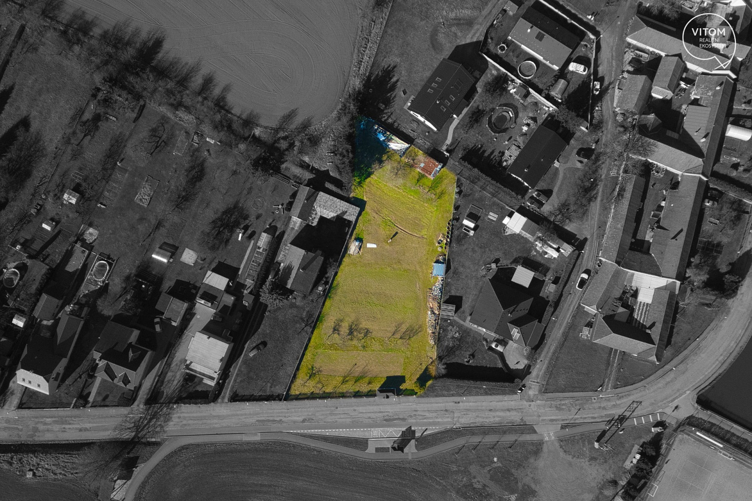 Prodej stavebního pozemku 2 525 m² – pohled 3