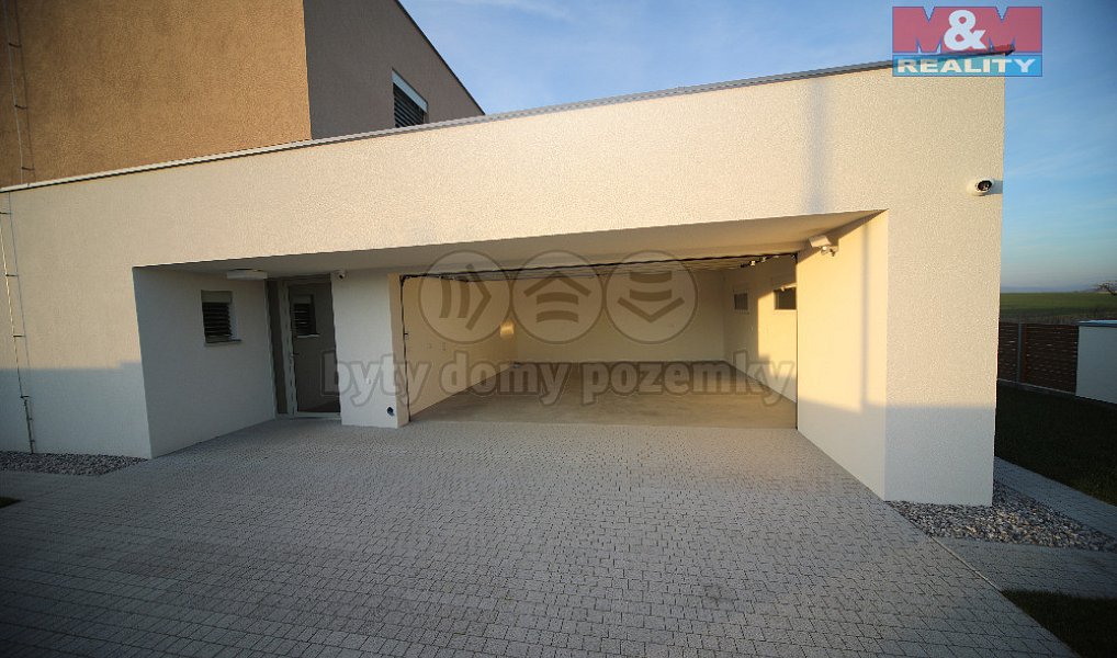 Prodej domu 233 m² s pozemkem 732 m², Klatovy – náhled fotky 17
