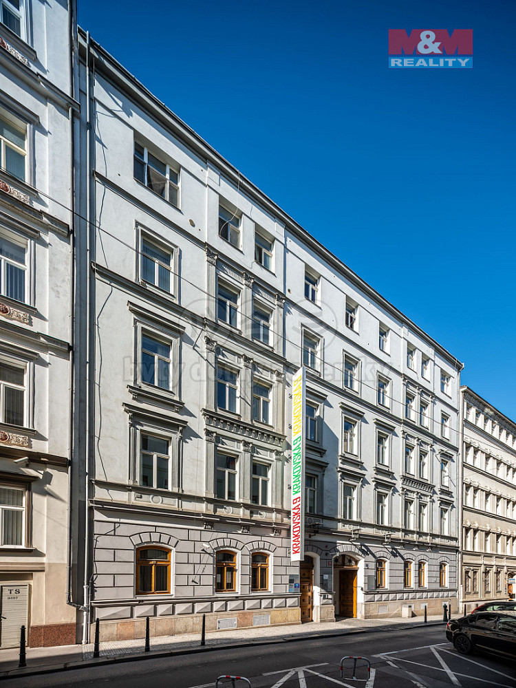 Pronájem kanceláře 412 m² — photo 4