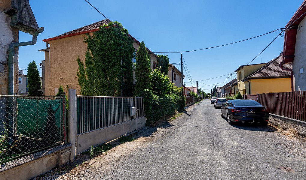 Prodej domu 153 m² s pozemkem 347 m², Libiš – náhled fotky 28