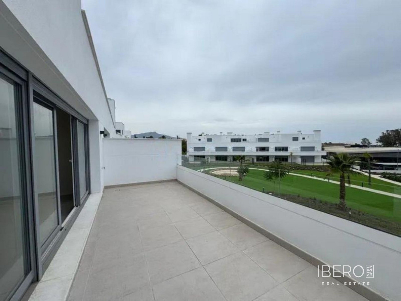 Piso 3+kk – Estepona, Saladillo-Benamara - Vista 3