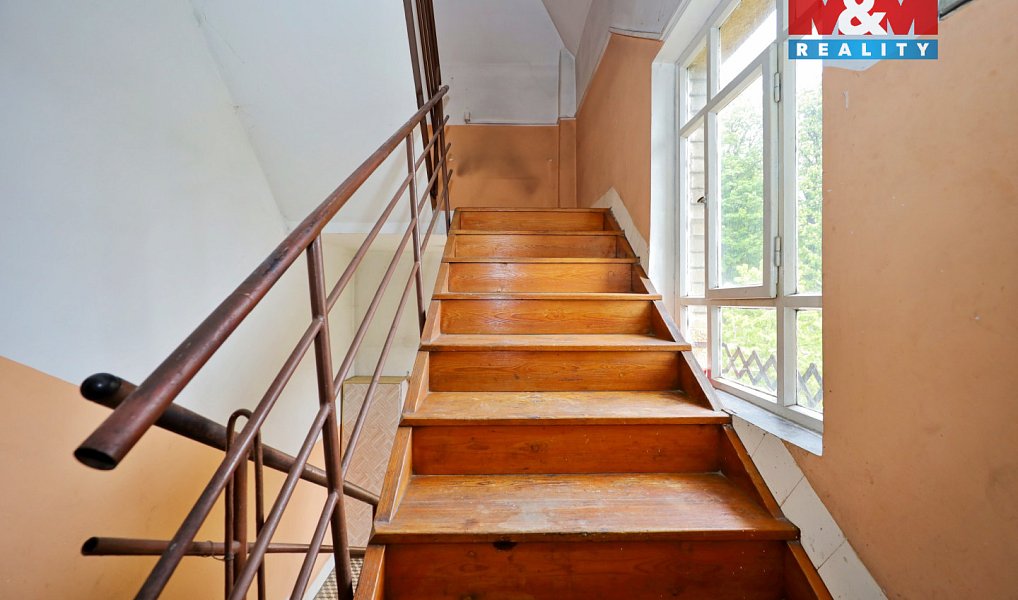 Prodej domu 330 m² s pozemkem 264 m², Černovice – náhled fotky 4