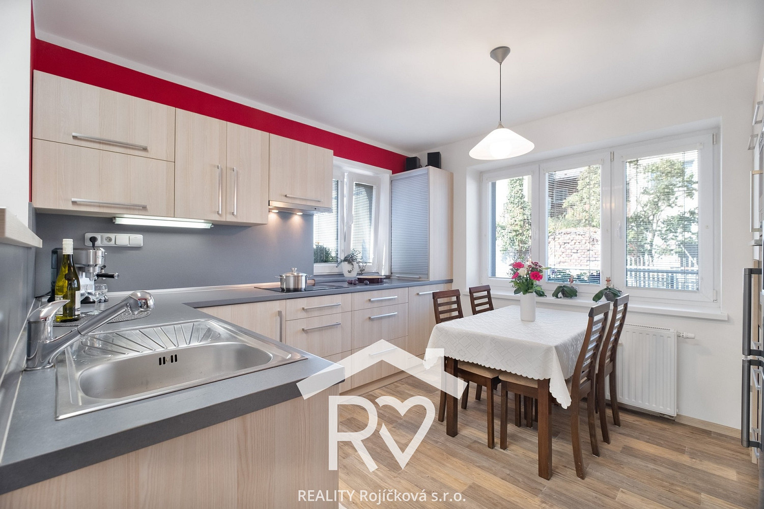 Prodej domu 120 m² s pozemkem 492 m² – fotografie 2