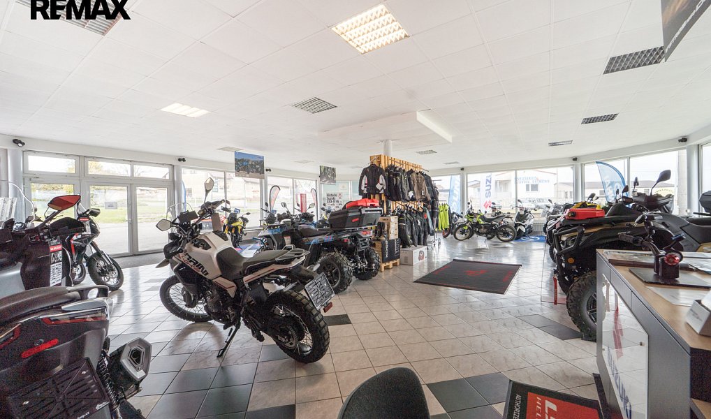 Prodej obchodních prostor 300 m², Drásov – náhled fotky 7