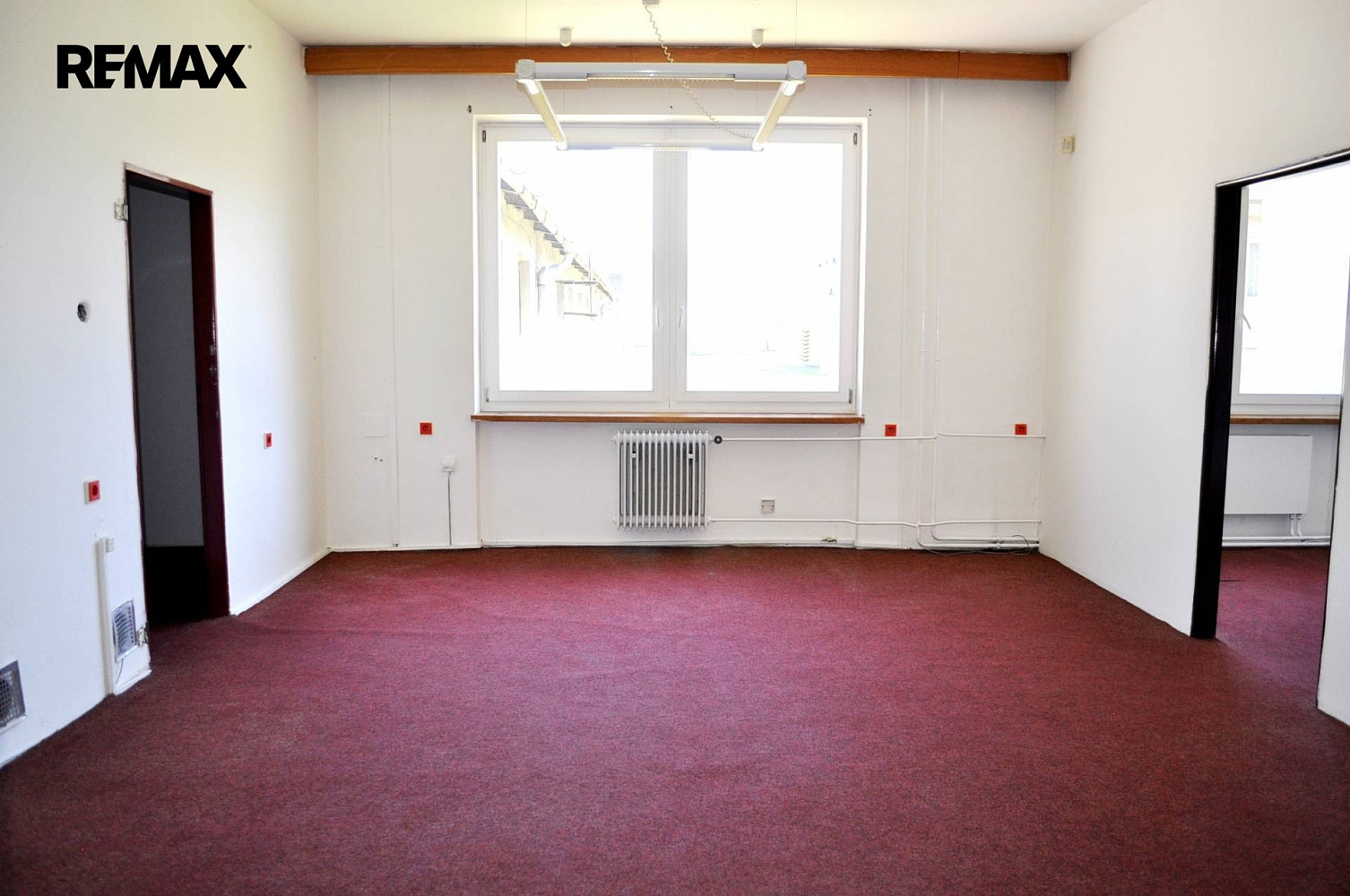 Pronájem kanceláře 20 m² – fotografie 2