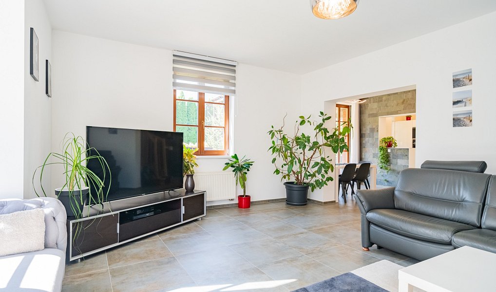 Prodej domu 175 m² s pozemkem 527 m², Dobřejovice – náhled fotky 12