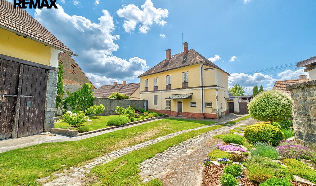 Prodej domu 200 m² s pozemkem 1 223 m², Kozárovice – náhled fotky 14