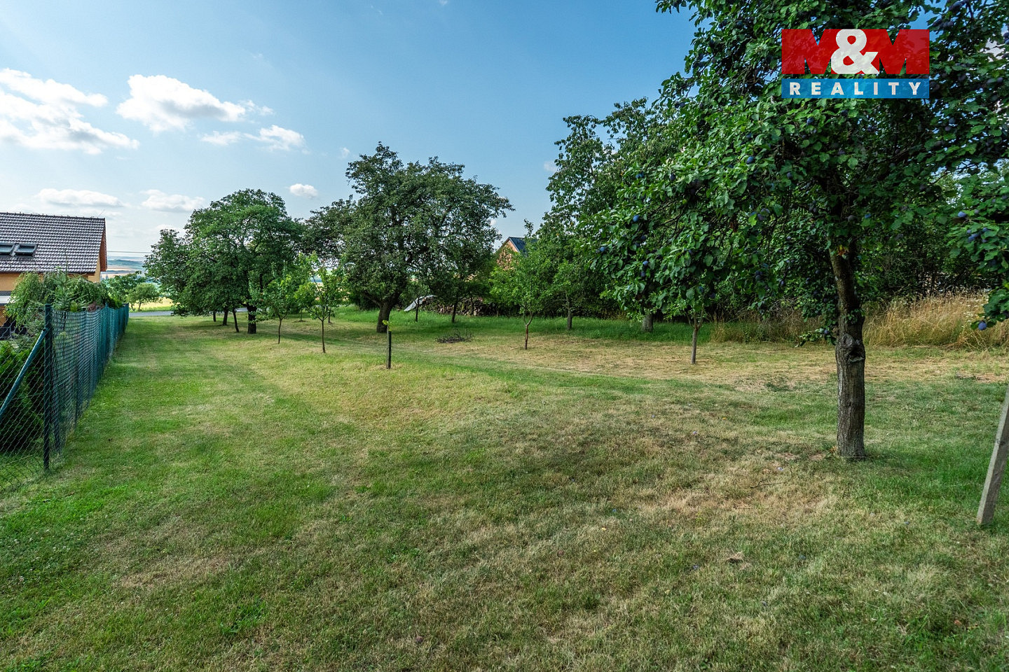 Prodej stavebního pozemku 2 331 m² — photo 4