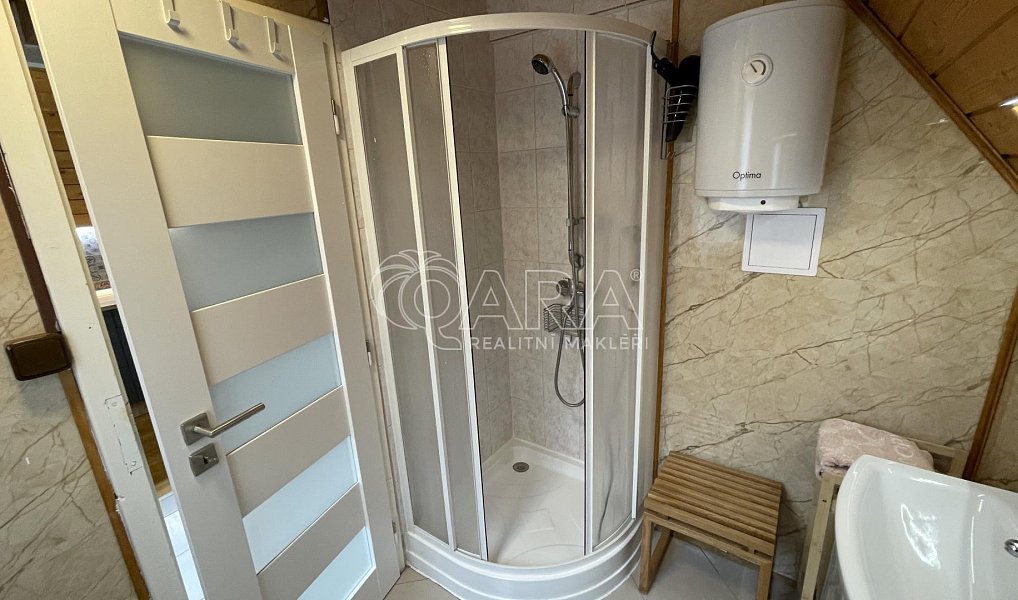 Prodej chaty/chalupy 45 m² s pozemkem 385 m², Rabyně – náhled fotky 13