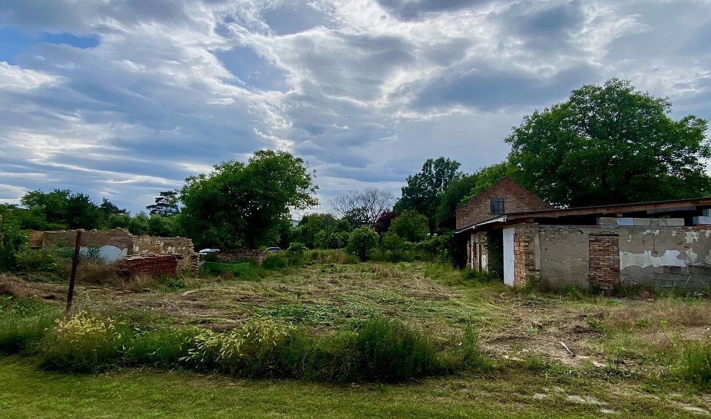 Prodej stavebního pozemku 2 450 m², Honětice – náhled fotky 5