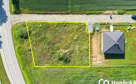 Prodej stavebního pozemku 1 096 m², Stařechovice, okres Prostějov