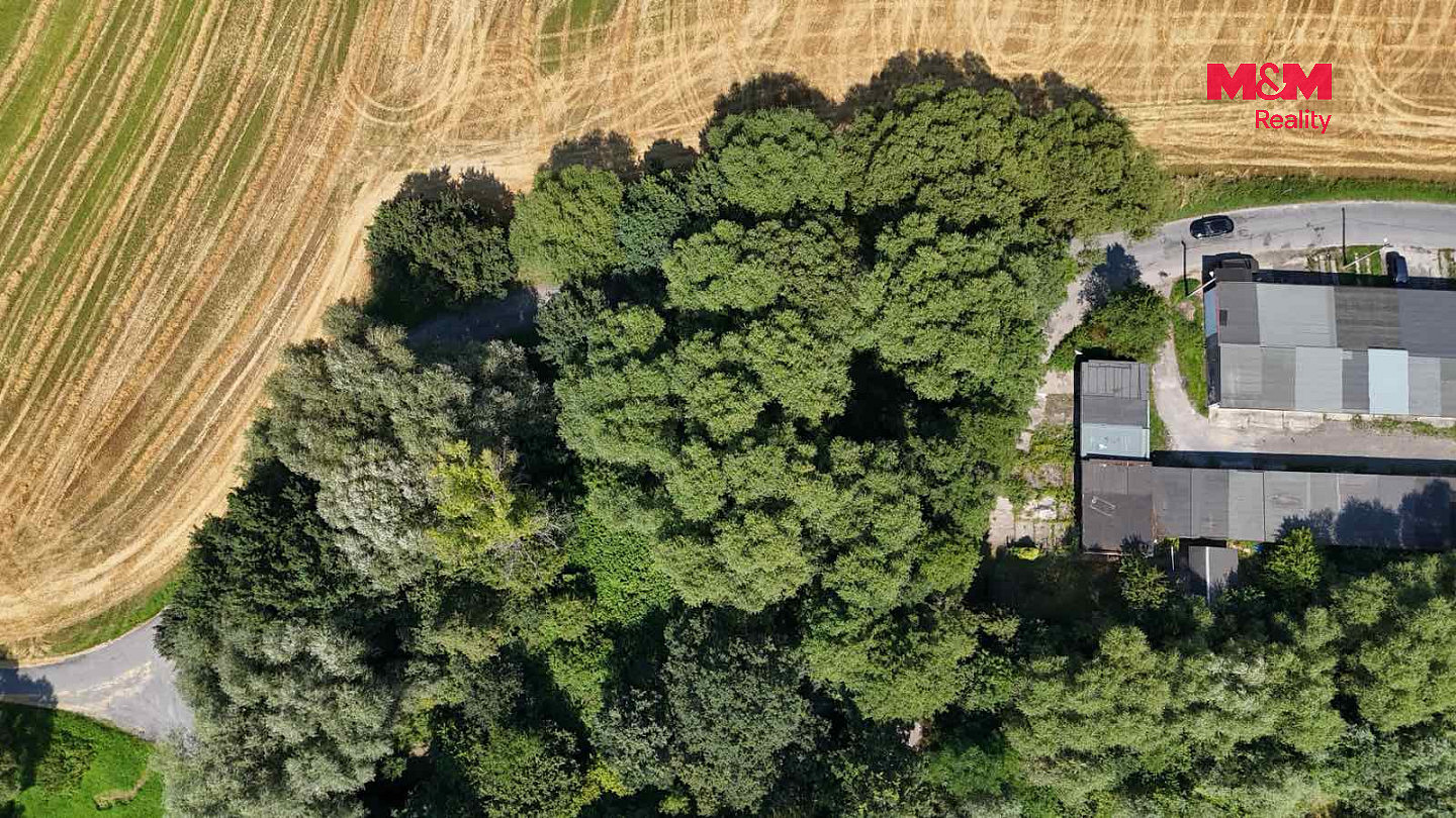 Prodej pozemku 618 m² – fotografie 3