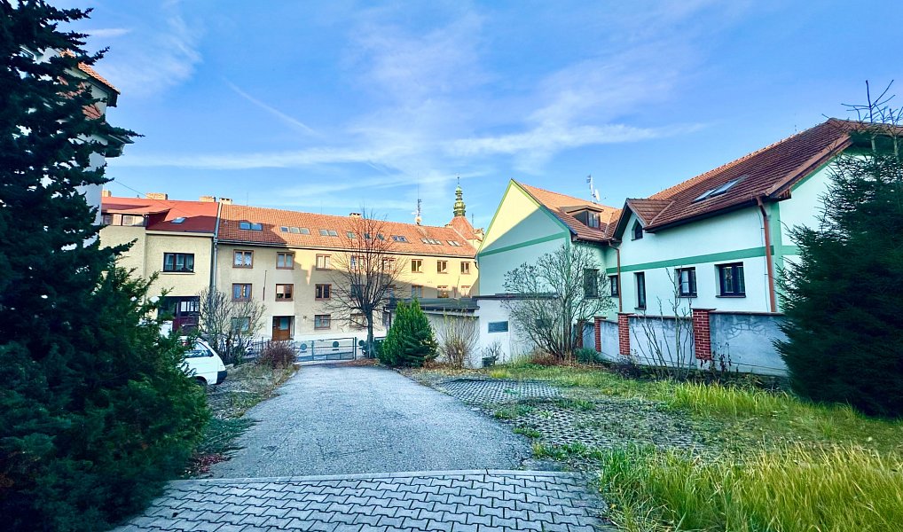 Prodej domu 503 m² s pozemkem 1 727 m², Pelhřimov – náhled fotky 18
