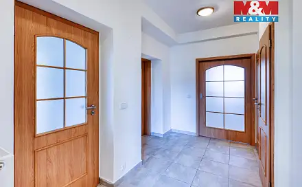 Prodej domu 172 m² s pozemkem 1 066 m², Pod hřištěm, Praha 10 - Dolní Měcholupy