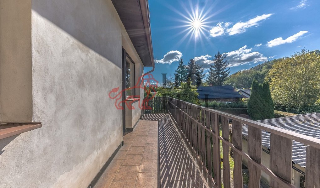 Prodej domu 250 m² s pozemkem 496 m², Rovensko pod Troskami – náhled fotky 15