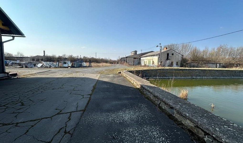 Prodej skladovacích prostor 2 492 m², Lipník nad Bečvou – náhled fotky 42