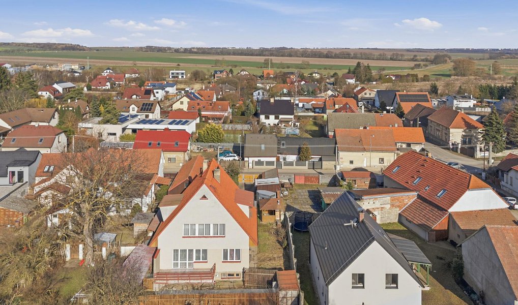 Prodej domu 258 m² s pozemkem 759 m², Úhonice – náhled fotky 3