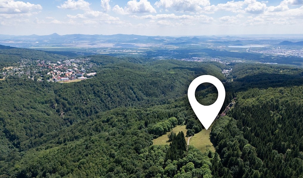 Prodej stavebního pozemku 1 065 m², Klíny – náhled fotky 12