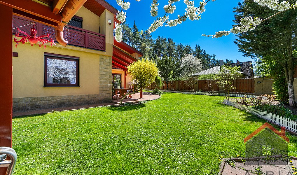 Prodej domu 275 m² s pozemkem 587 m², Plzeň – náhled fotky 2