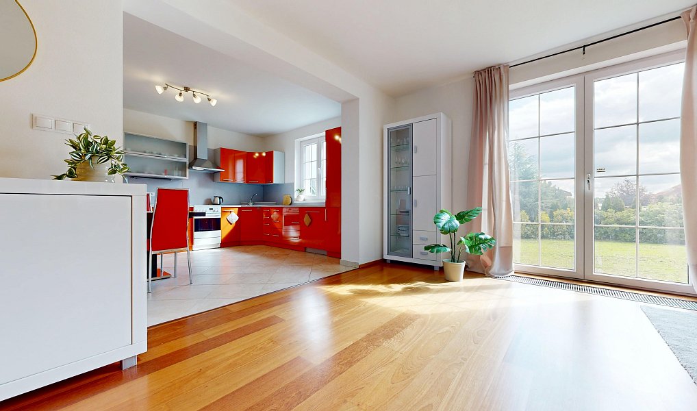 Prodej domu 225 m² s pozemkem 807 m², Bašť – náhled fotky 7