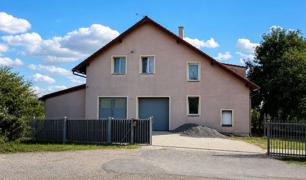 Prodej domu 290 m² s pozemkem 780 m², Chlustina – náhled fotky 10