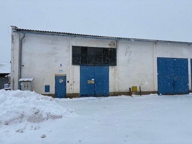 Prodej výrobních prostor 2 500 m² – fotografie 5