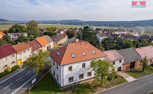 Prodej domu 537 m² s pozemkem 804 m², Řevničov, okres Rakovník