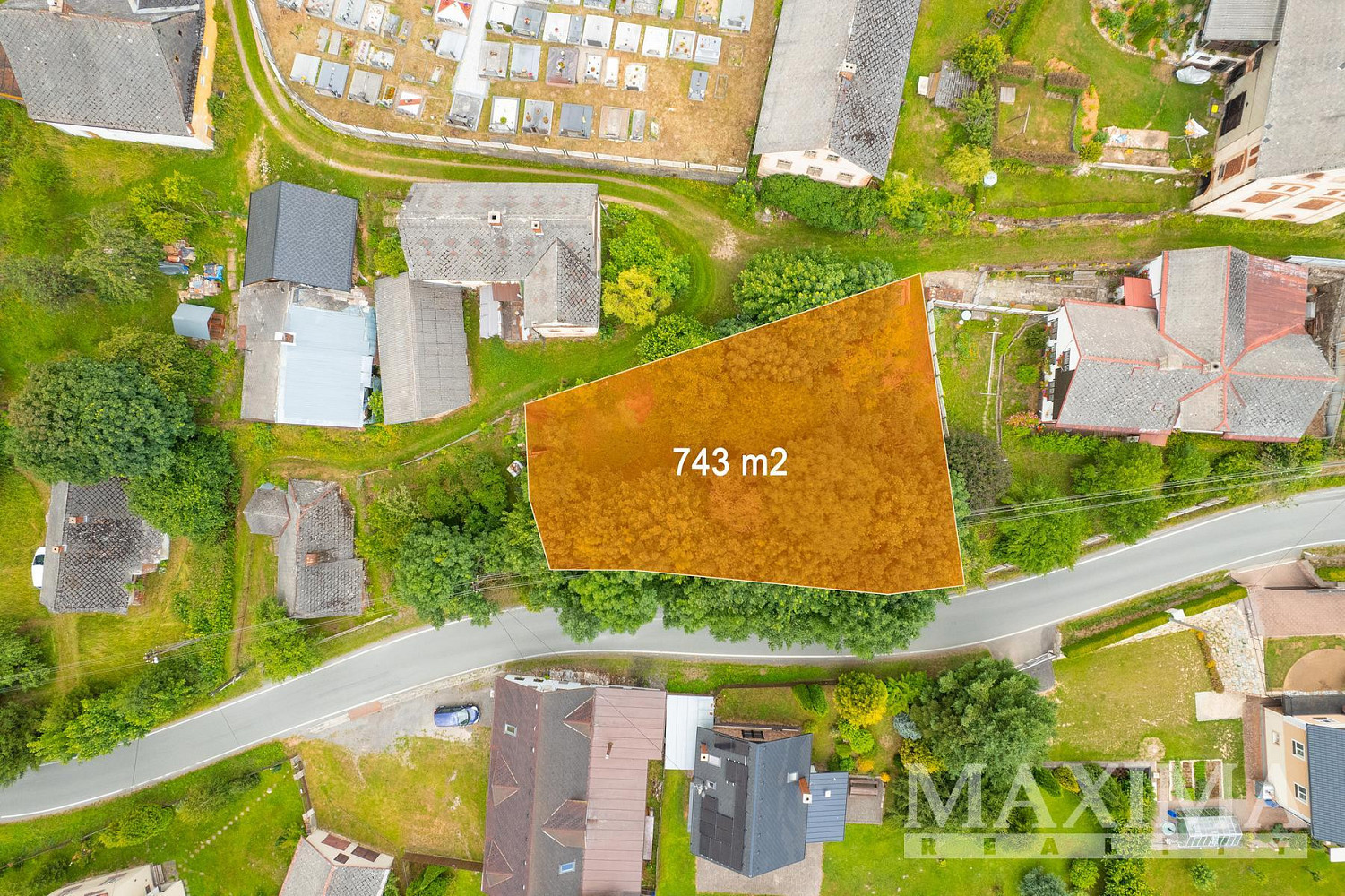 Prodej stavebního pozemku 743 m²