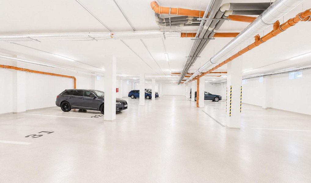 Pronájem garážové stání Arménská, Kladno, Kladno – náhled fotky 4