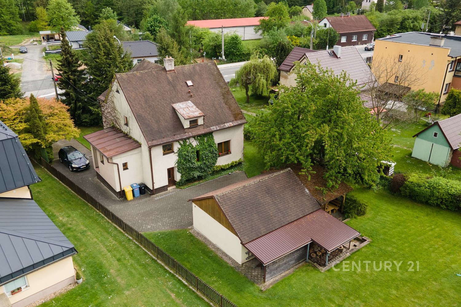 Prodej domu 202 m² s pozemkem 1 087 m² – fotografie 3